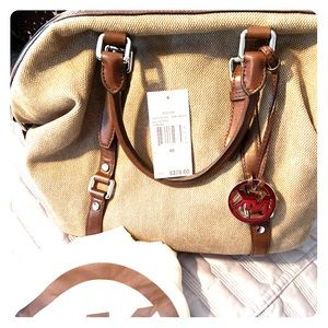 Michael Kors Brown woman’s purse